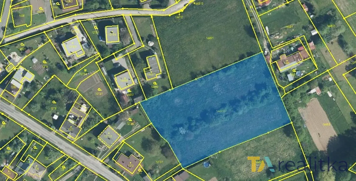 Prodej stavebního pozemku 710 m²